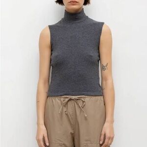 LESET Lauren Sleeveless Grey Top